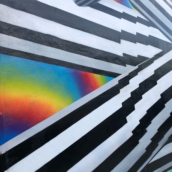 Meet your Posher, Dana - Picture 2 of 3